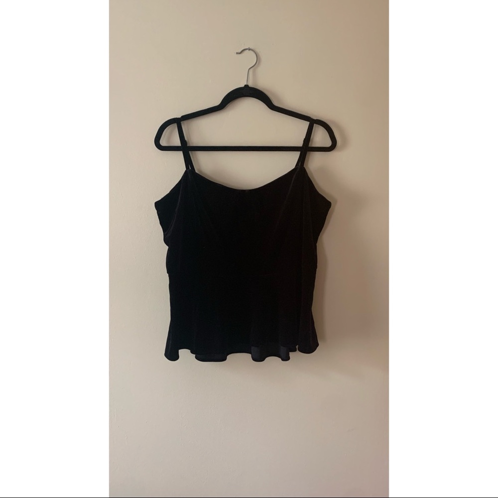 T Tahari black velvet top